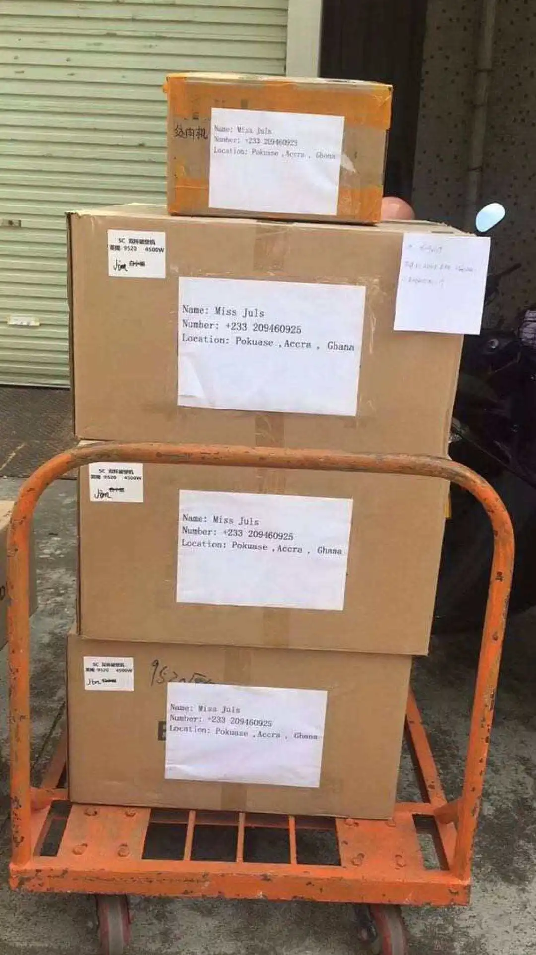 different cargo from different suppliers consolidate into one shipment to reduce shipping cost and offer shipping plan