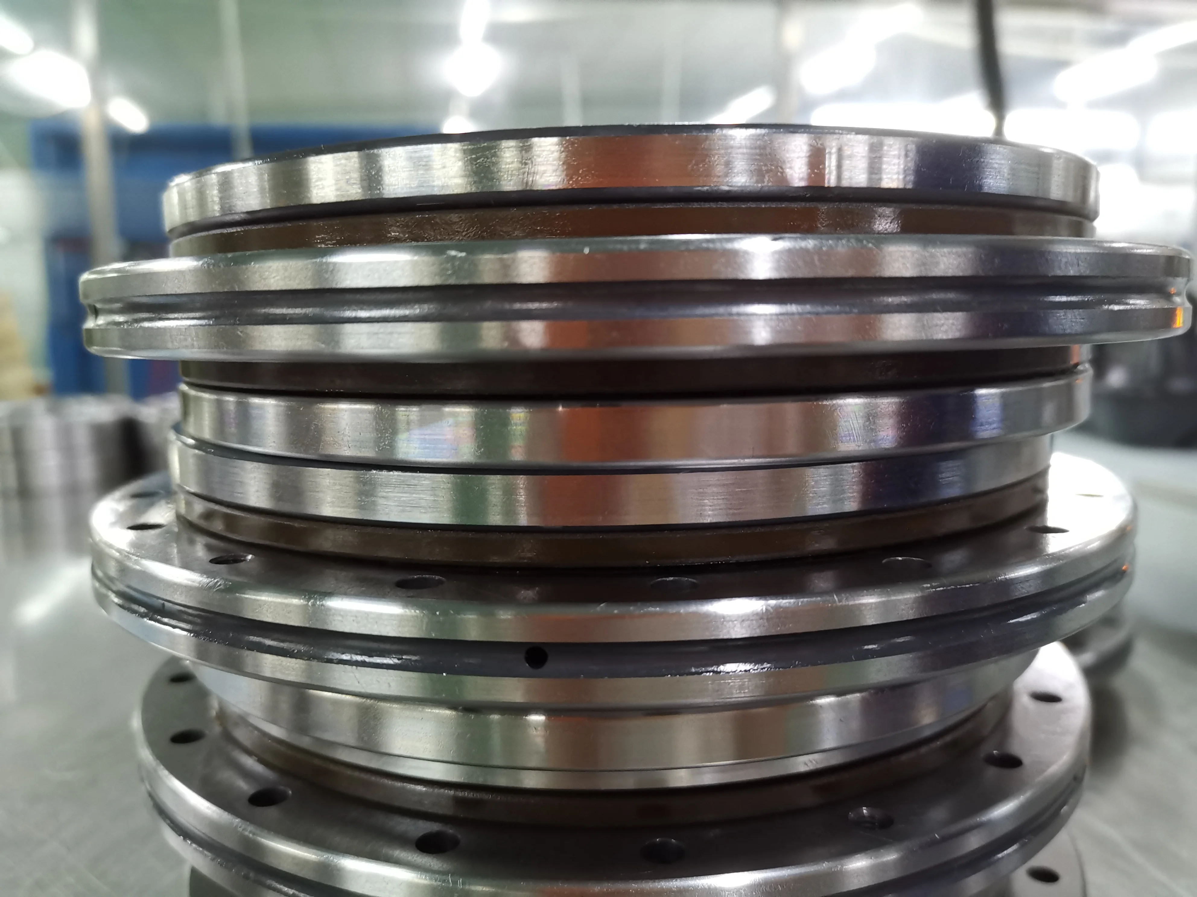 YRTS395  Hydrostatic Bearing Rotary Table  Axial and Radial Load China YRT turntable bearings