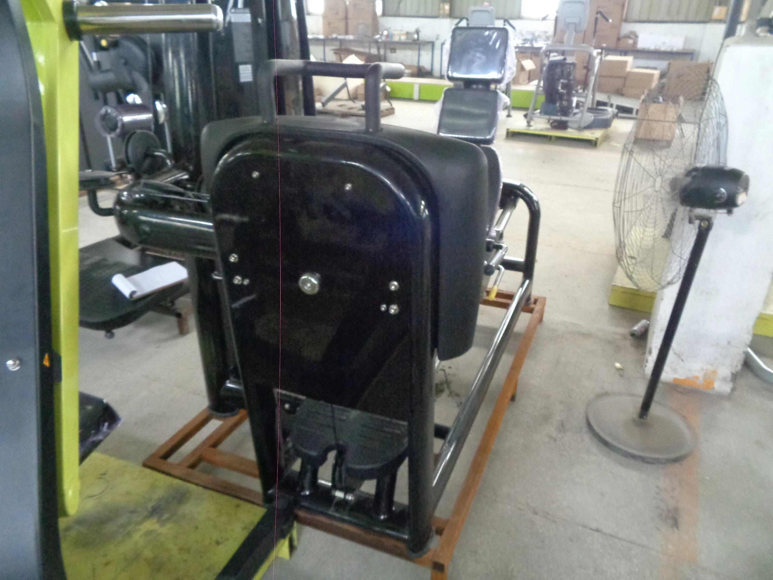 Factory Wholesale Pin Loaded Commercial Gym Machine exercise equipment Leg Press machine