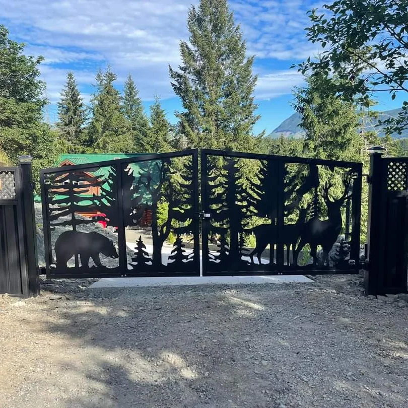 Black Residential and Commercial Ornamental Wrought Iron Metal Garden Fencing And Gate