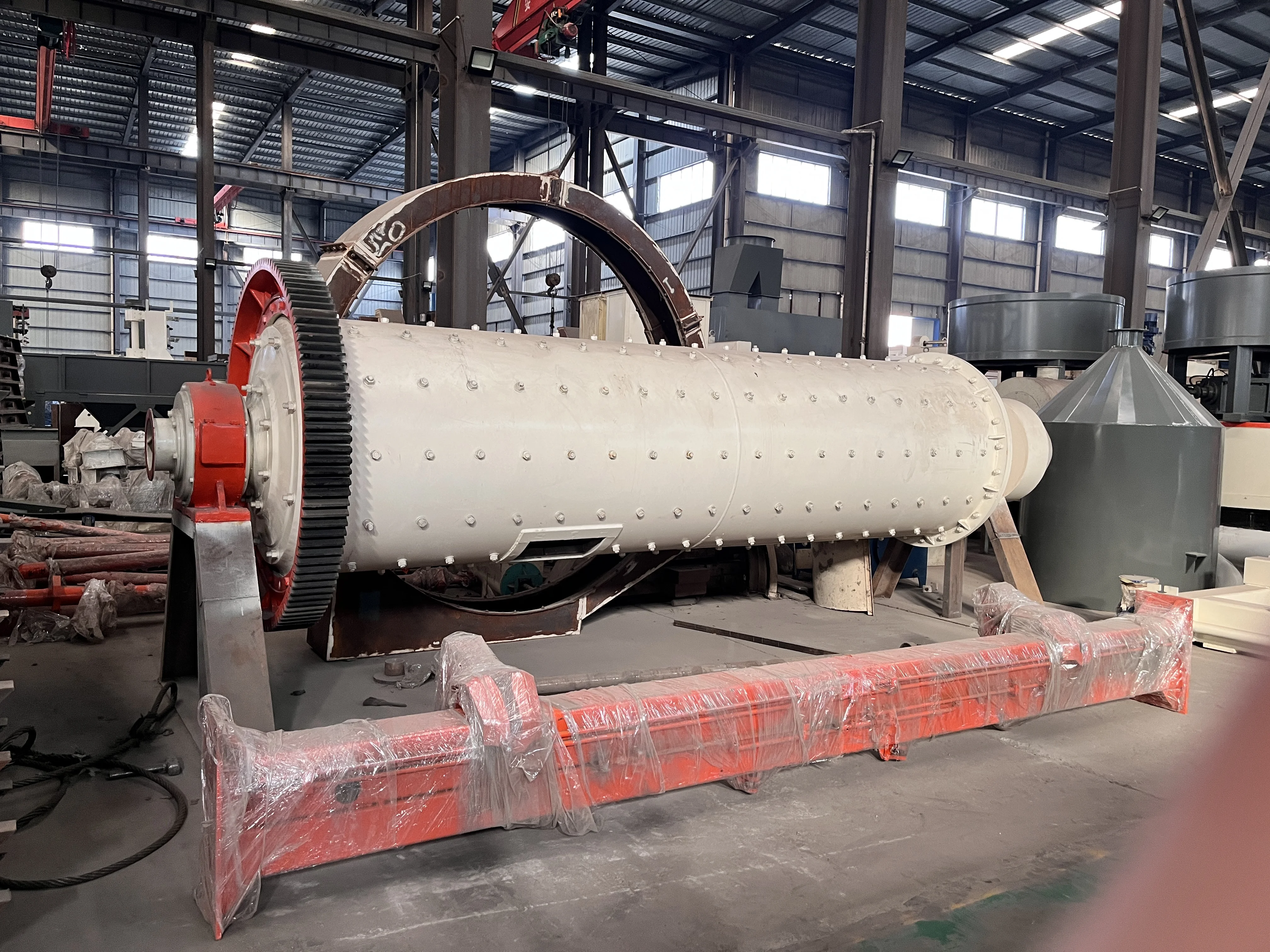 Best Quality Dry Gold Ore Stone Grinding Ball Mill Machine 900x3000 & 1500x3000 Models for Stone Powder Grinding in Sudan