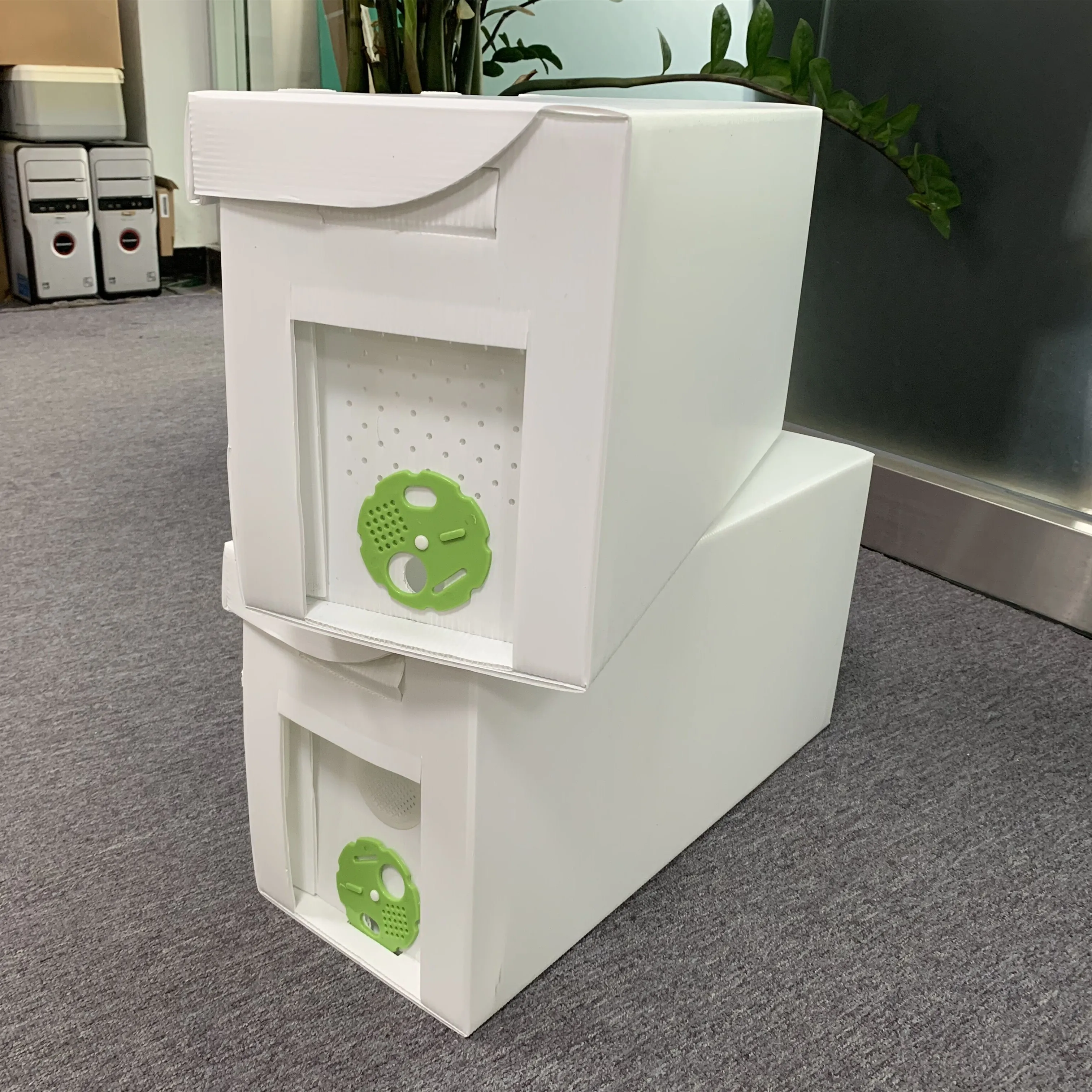 Apicultura Corrugated Plastic Bee Hive Nuc Box Corflute Plastic Dadant Beehives 5 Frame Correx Nucleus For Bees