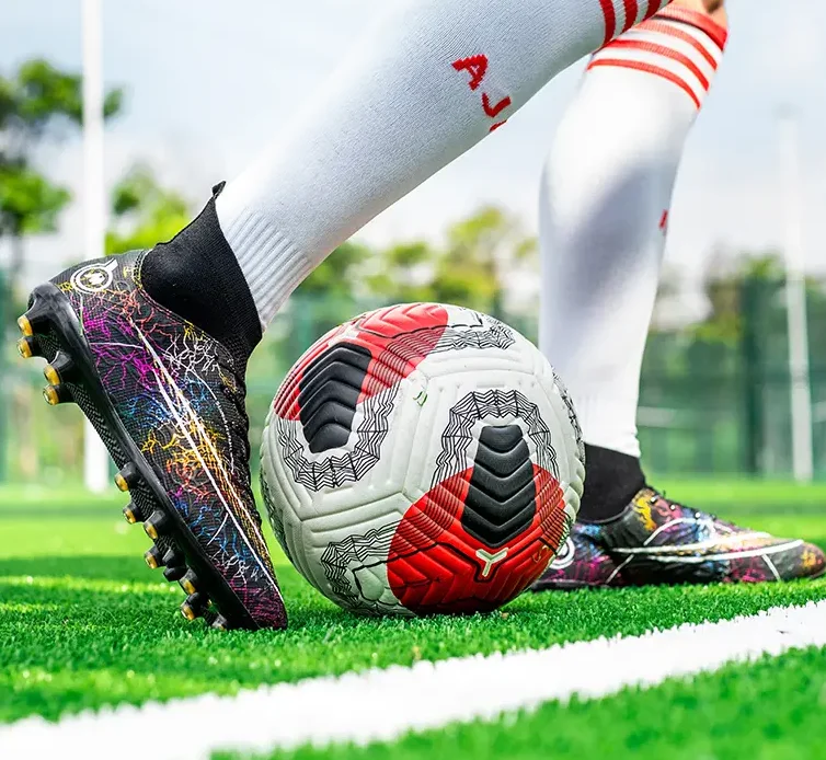 Hot Sale Large Size Assassin Series Long Spikes Patent Leather Shock Absorption Original Futsal Indoor Soccer Football Shoes