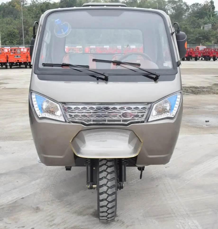 Best tricycle heavy load 3000kg 800CC closed cabin cargo tricycle three wheels cabin cargo tricycle