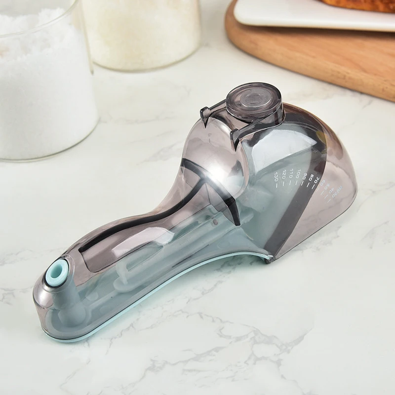 Dropshipping Adjustable Kitchen Gadgets Cute Plastic Powder Measuring Spoon With Sucker And