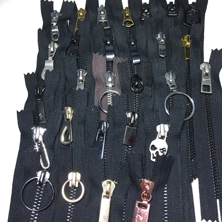 JY  5#  Black  Nickel Free  Eco Friendly  Brass Teeth  Metallic Zipper With Metal Ring Puller