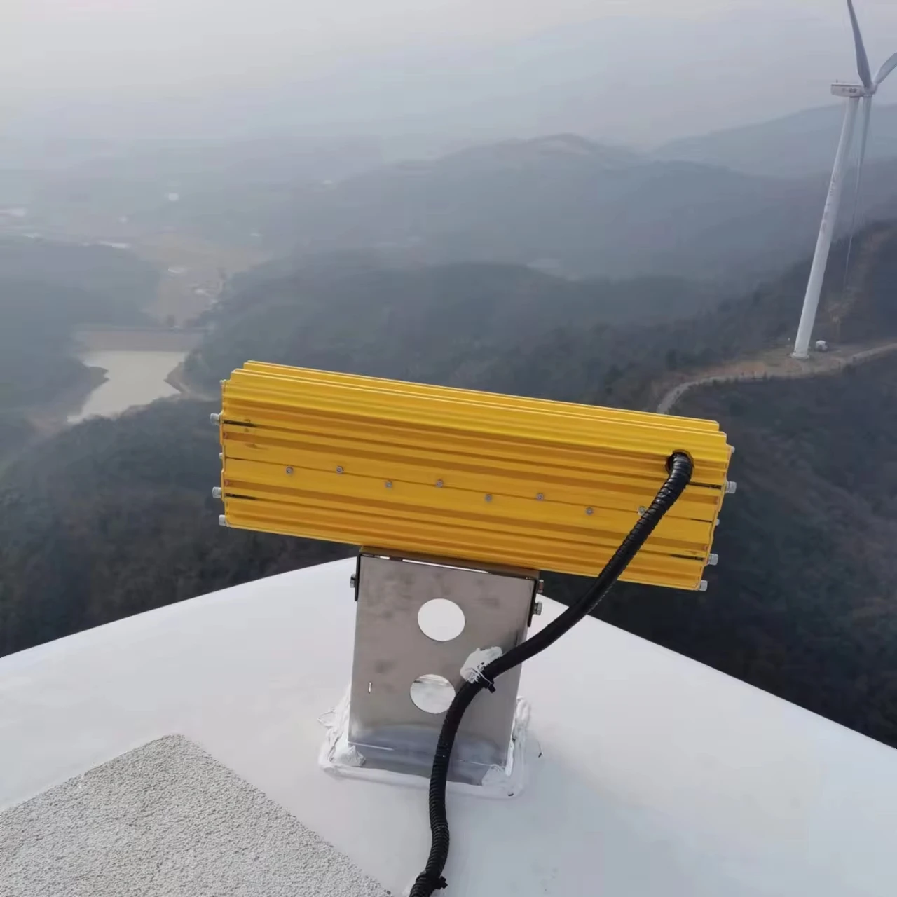 High intensity LED airport obstruction lights with GPS syncing, Infra-red 110-240VAC wind turbines aviation obstruction light