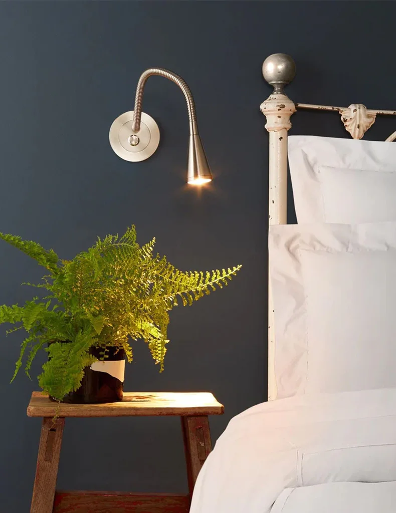 Factory direct sales cross-border modern light luxury hose spotlight hotel bedside LED hose wall lamp study reading wall lamp