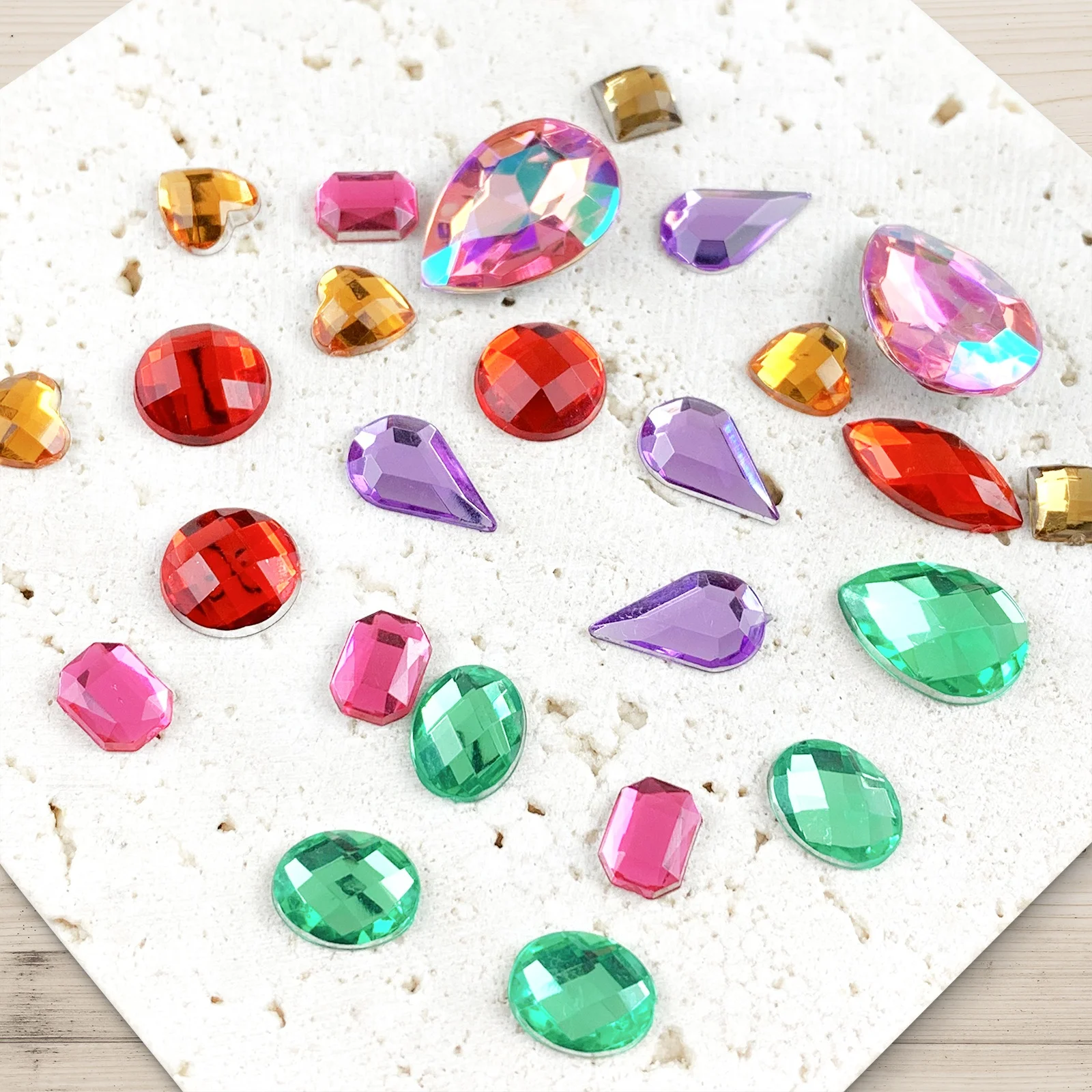 Wholesales High Quality Sew On Crystal Stone Flat Back Acrylic Rhinestones For Garment