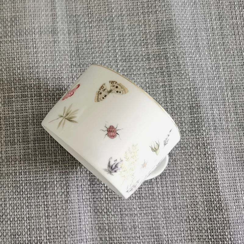 Personalized Gold Rim Coffee Cup Set Luxury Fine Bone China Flat Ceramic Tea Cup Saucer Set