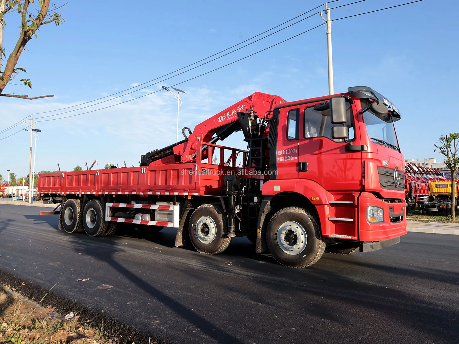 Shacman 8x4 Heavy Cargo Truck with Crane Shenbai 20Ton 25Ton 30Ton Hydraulic Folding Boom Truck Mounted Crane for sale