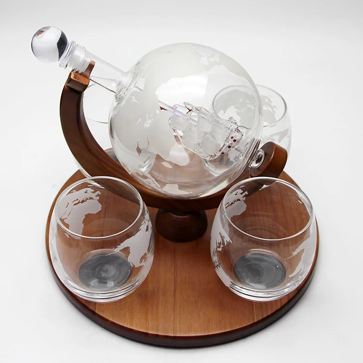 Custom 1000ml World Map Decals glass Whisky Globe Decanter set With 4 Glasses