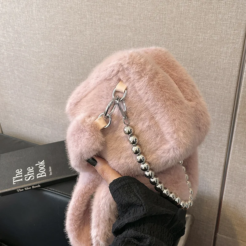 2024 Autumn and Winter Plush Bag Forest Sweet Girl Messenger Celebrity Thick Chain Personality Shoulder Box Bags