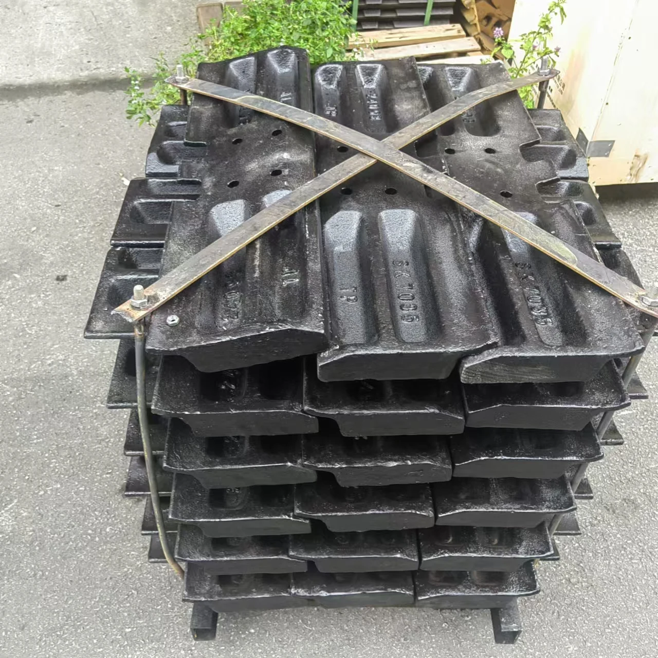 track shoe for crawler crane PH440  PH7035