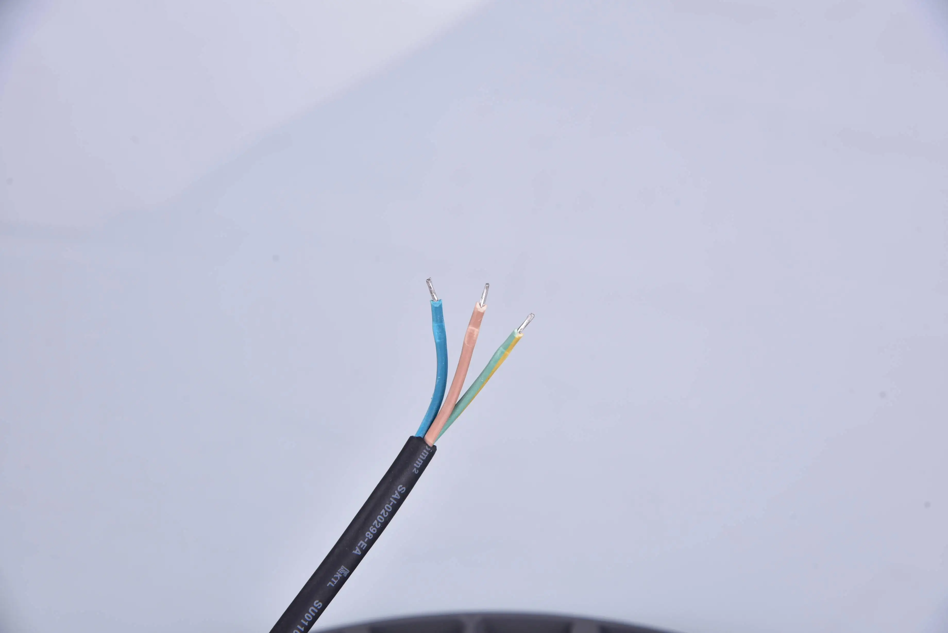 Wholesale Factory Price high quality cheap Outdoor Industry Aluminum Alloy UFO luminaire for industrial use