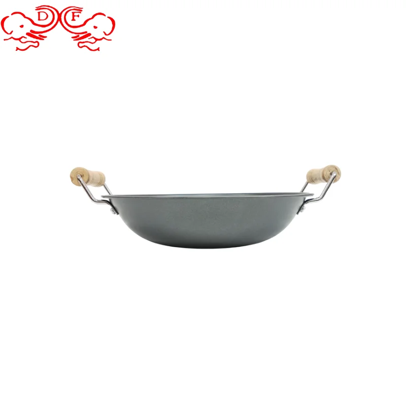 DF Trading House Factory Portable kitchen supplies Wooden double ear iron pot Chinese non stick Hammered Wok kitchen wok pan