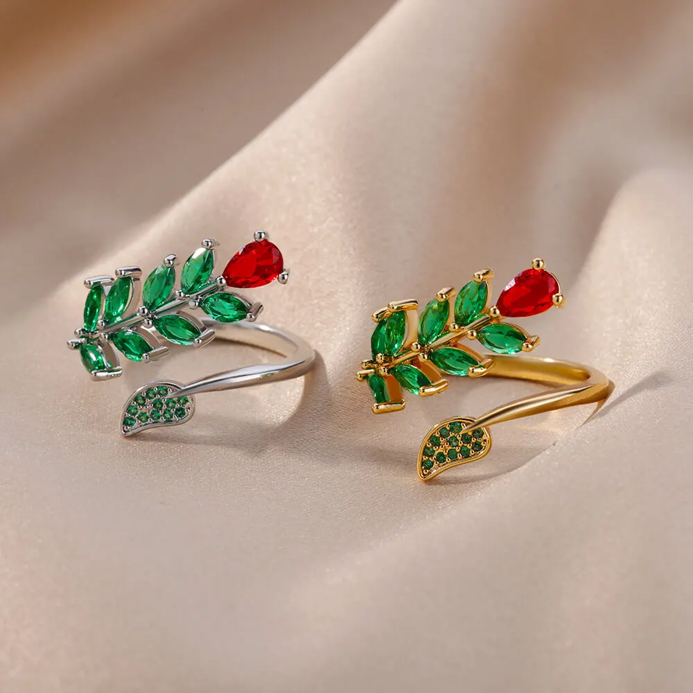 Женские кольца с кристаллами