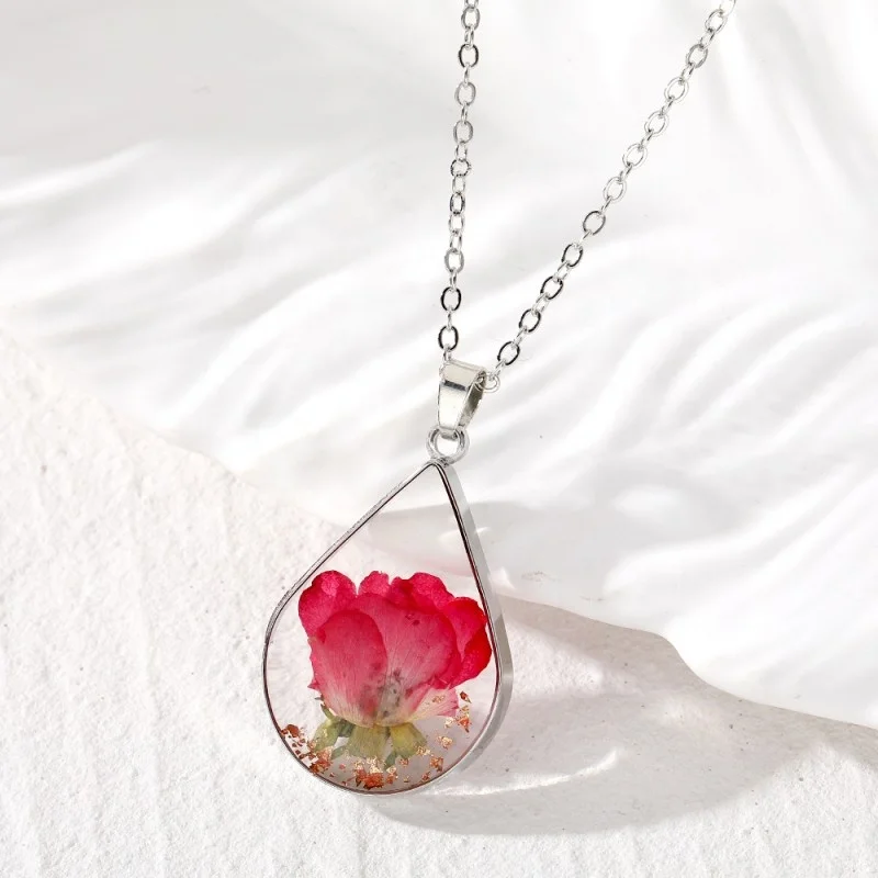 Wholesale Boho Women Water Drop Necklace Vintage Dried Rose Daisy Flower Necklaces