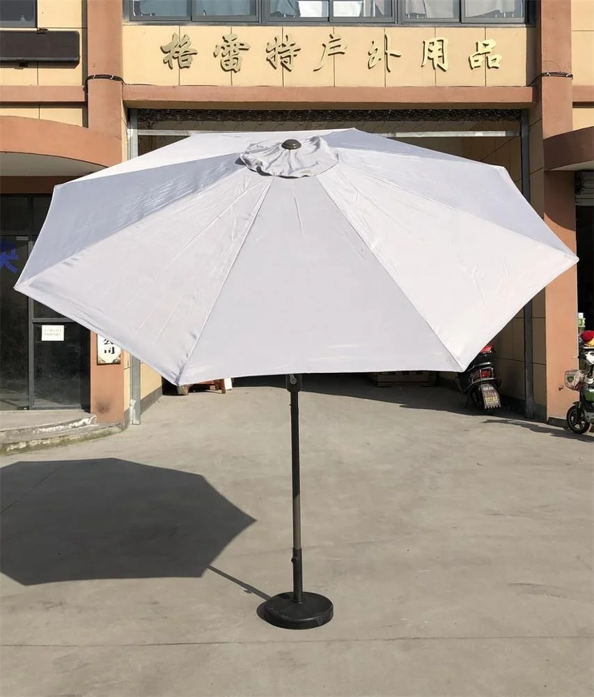2020 New Design Large Size 2.7meter Portable Patio  2.7meter Garden umbrella Outdoor with easy crank open  for Sale
