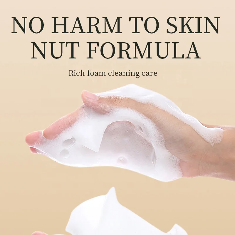 MIDUO OEM Wholesale 300ML 500ML Custom Whiten Lighten Vitamin C Kojic Acid Exfoliate Scented Moisture Body Wash Bath Shower Gel