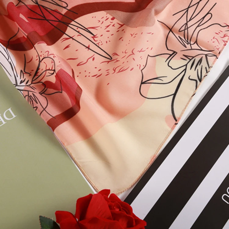 
 Customized Digital Printed Square Bawal Cotton Voile Tudung Soft Cotton Printed Voile Scarf  