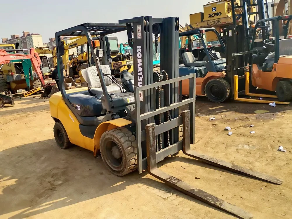 Good Condition Japan Original 3ton Forklift Used Komatsu Forklift FD30