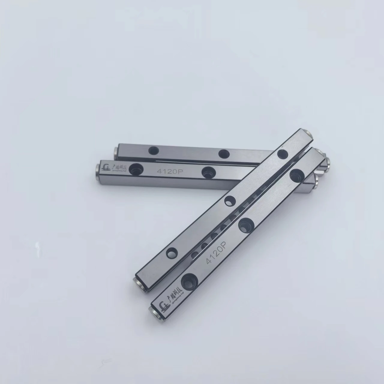 Wholesale Custom Logo Linear Guide Rail Quiet Comfortable Steel Cross Roller Bearing VR4-360 CNC Woodworking Machinery New