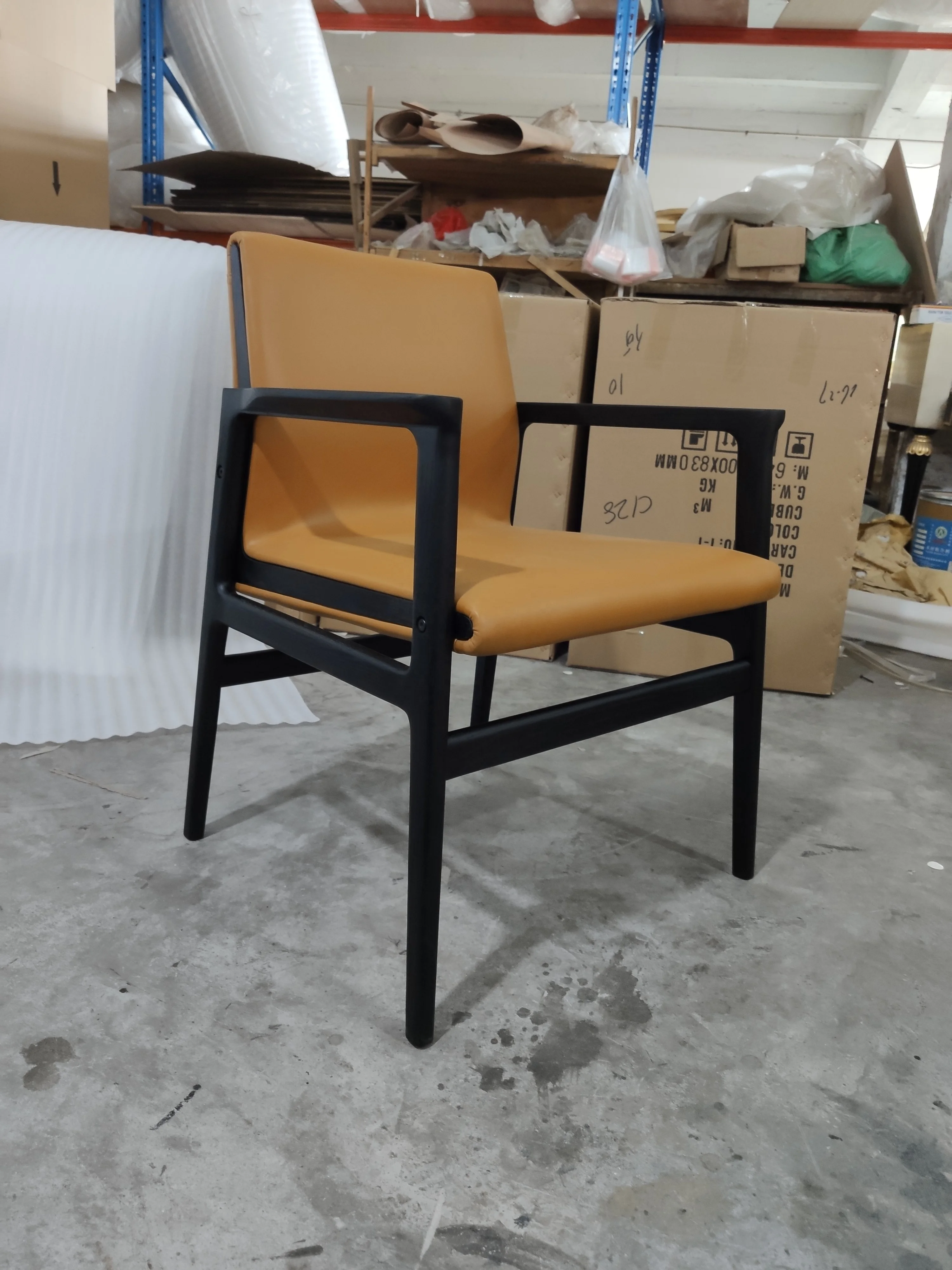 Luxury American Style Leisure Hotel Leather Single Lounge Chaise Armchair Ash Wooden Cafe Dining Chairs For Sale