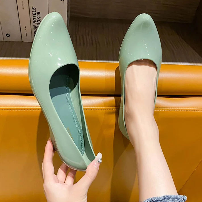 Summer Fashion Simplicity All Inclusive Daily Travel Slope Heel Leather Shoes for Women
