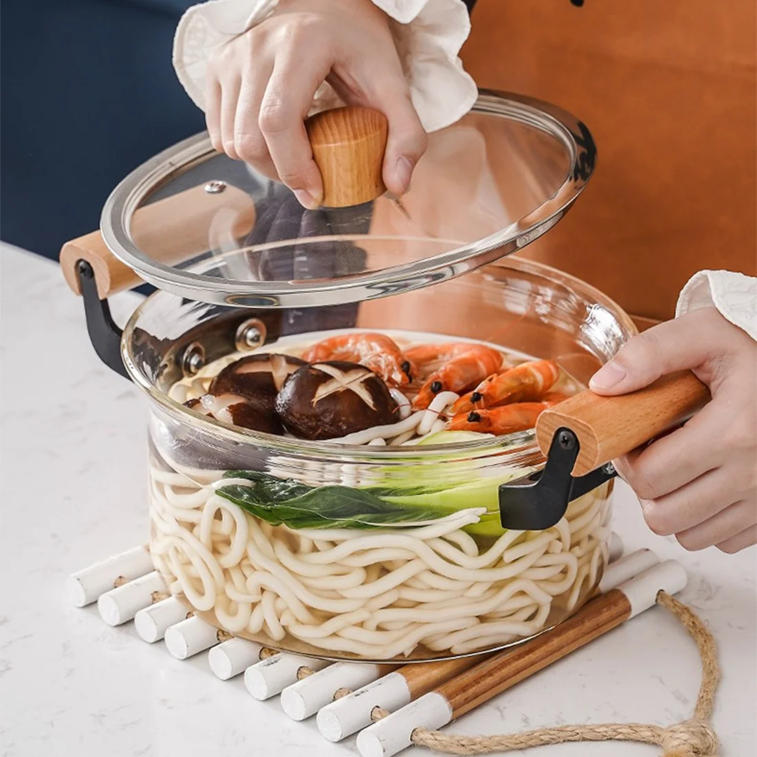 FACTORY Wholesale 5.5L/4.5L Thickening Borosilicate Glass Stovetop Cooking Pot Glass Saucepan Casserole With Wooden Handle