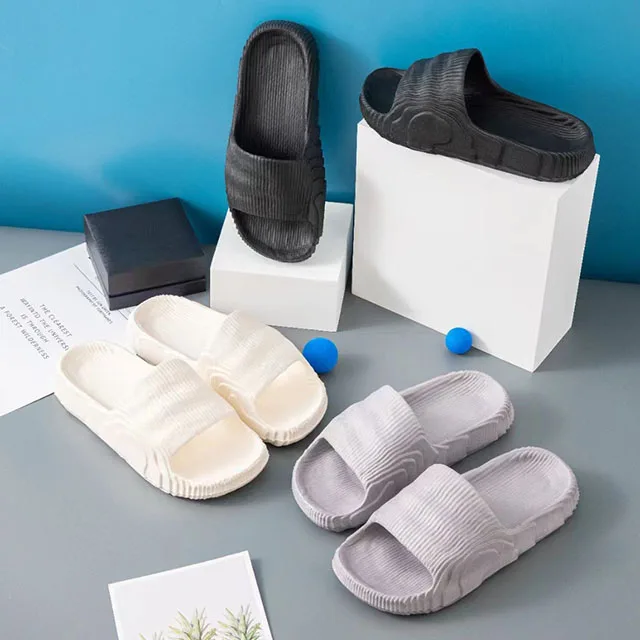 Classical Shoes Men Good Quality Wholesale New Design Beach Slides Sandals Slippers For Indoor And Outdoor