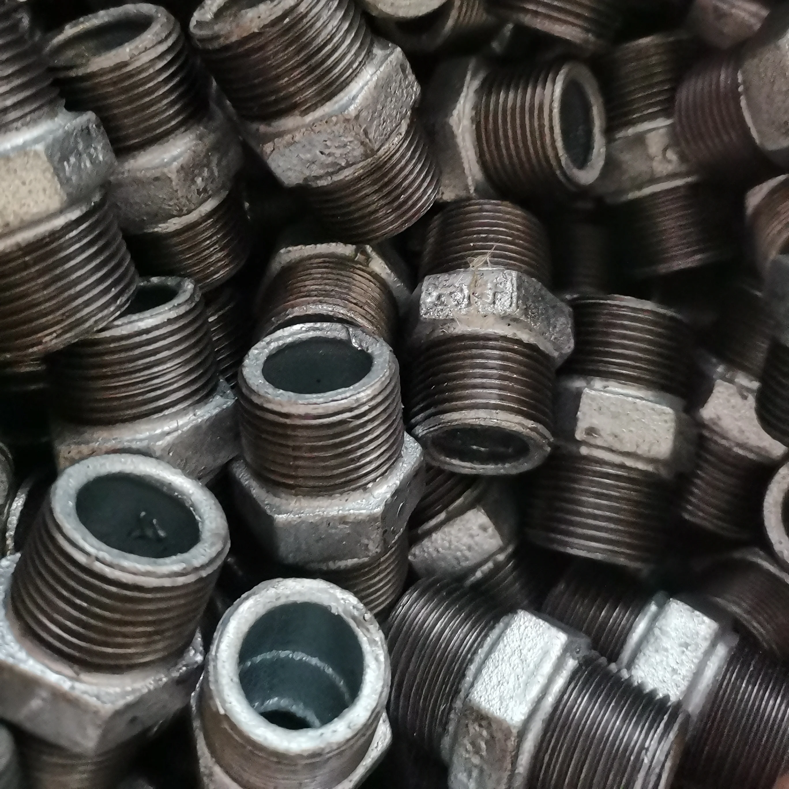 Manufacturing Plumbing Materials MI Iron Pipe Fittings Nipples