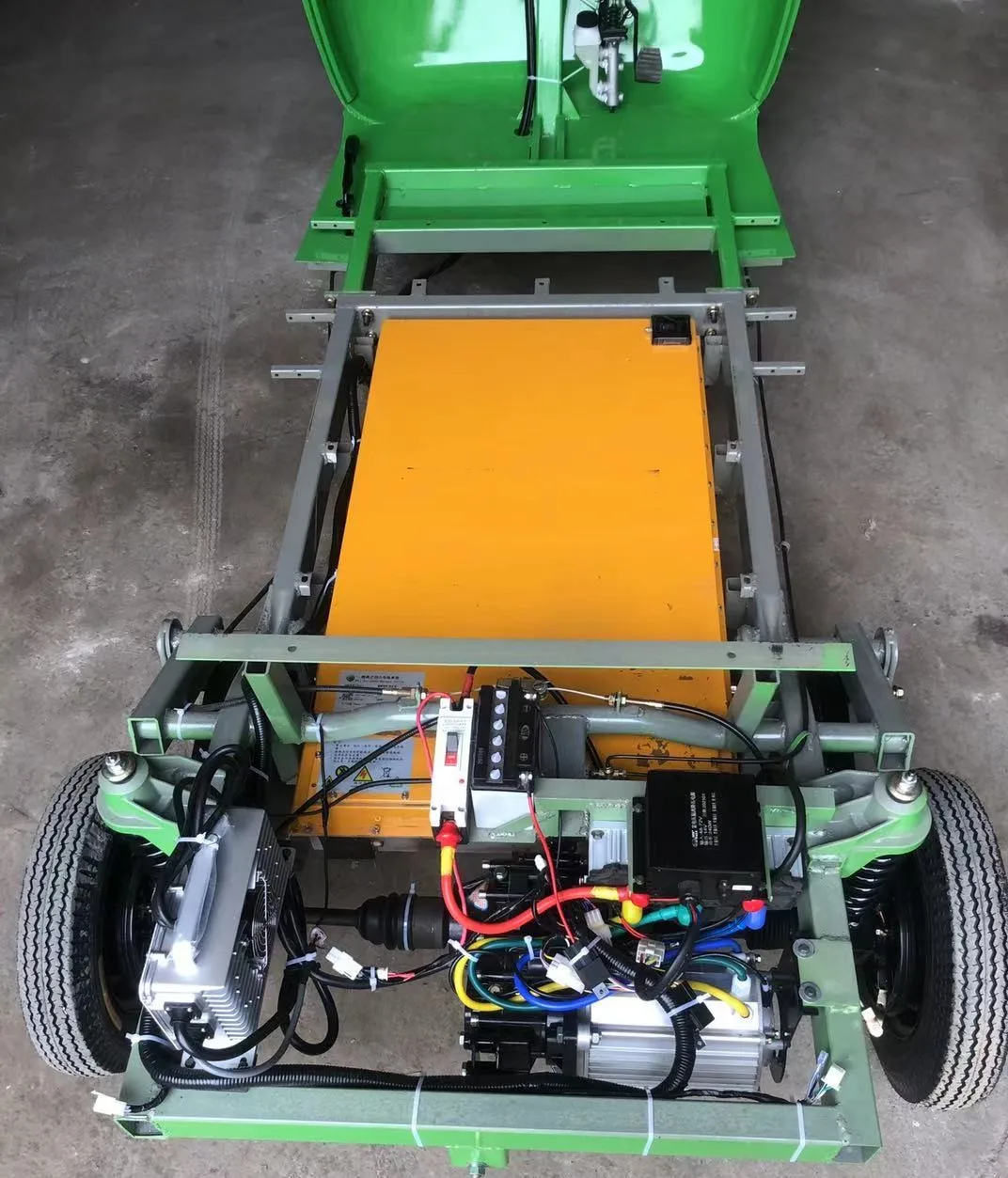 5kw electric  bajaj chassis(no battery)