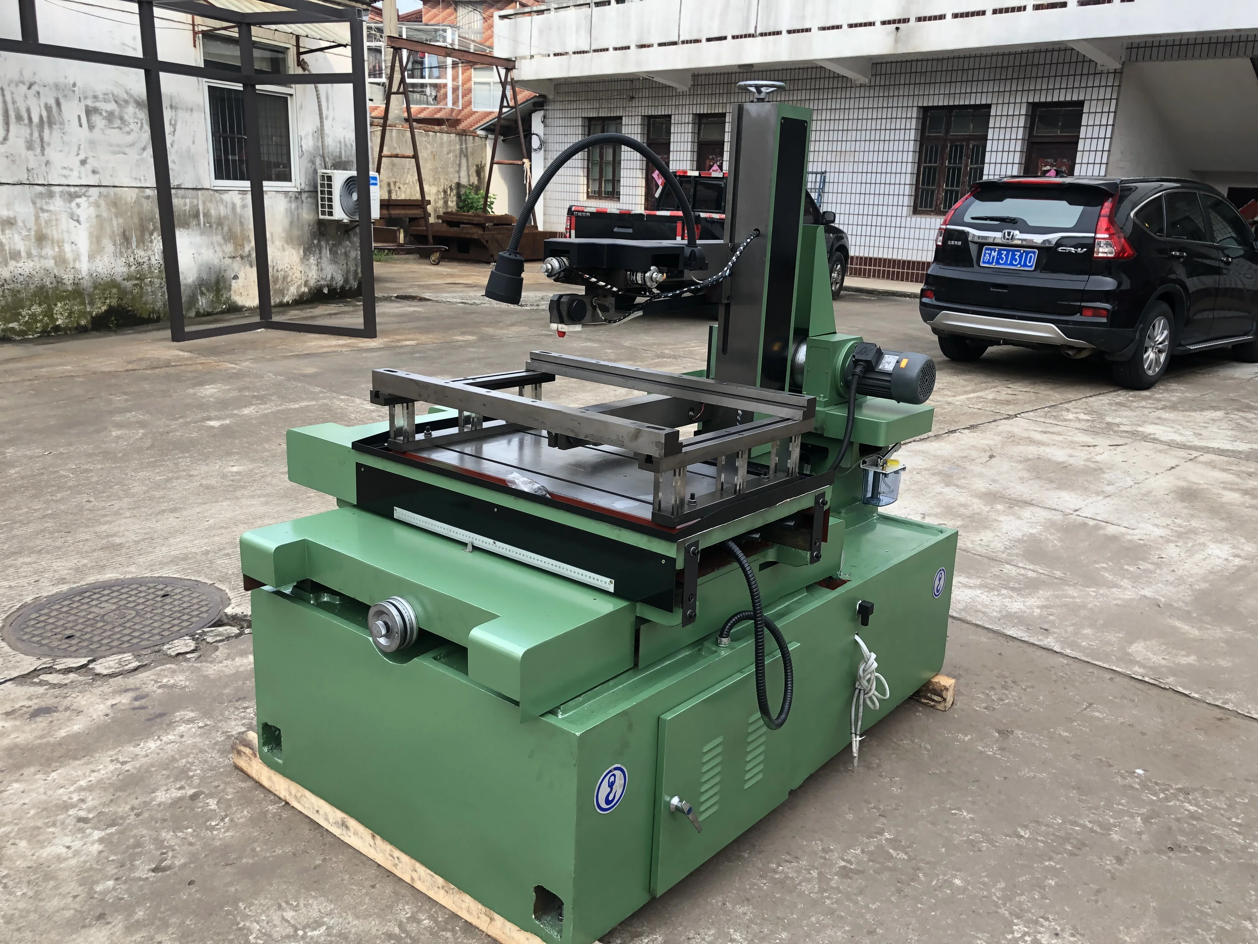 High Speed Edm Wire Cutting Machine Wirecut DK7750 CNC Edm Wire Cut Machine