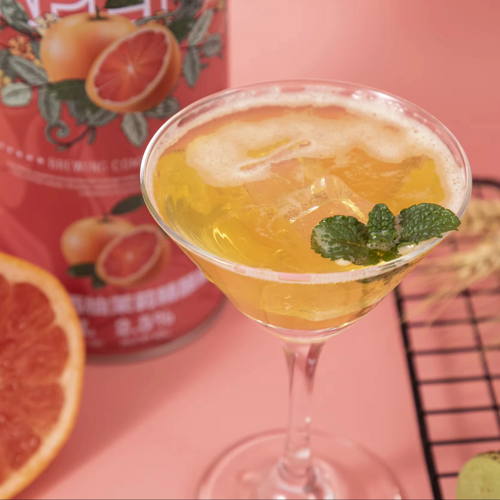 Wholesale OEM Private label 3.3%vol 8%vol  Alcoholic Beverage Lager Craft Malt extra strong grapefruit juice Fruit Flavour Beer