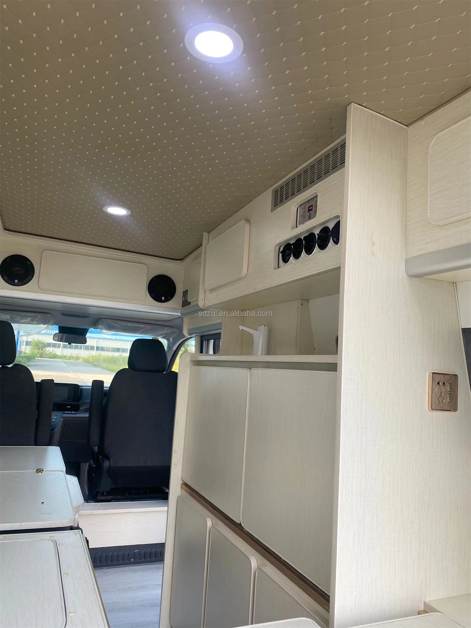 Chinese Ford Transit Mobile luxury Australian Mini Teardrop Off Road RV Caravans House for Sale