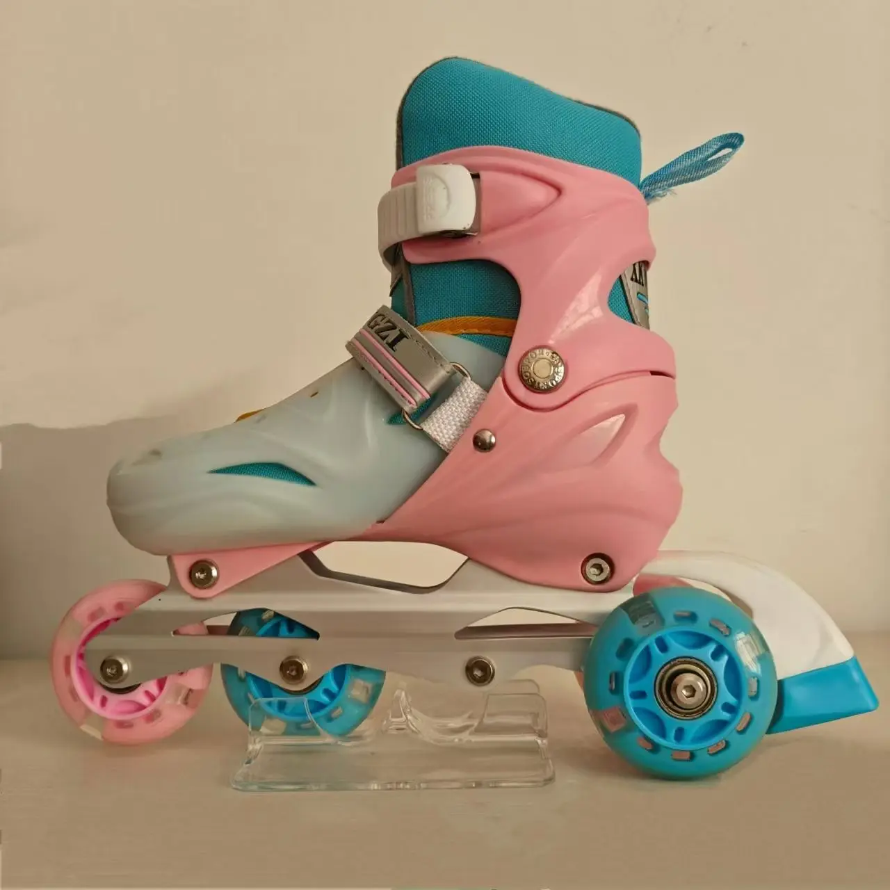 Factory wholesale land use field hockey shoes the best roller hockey