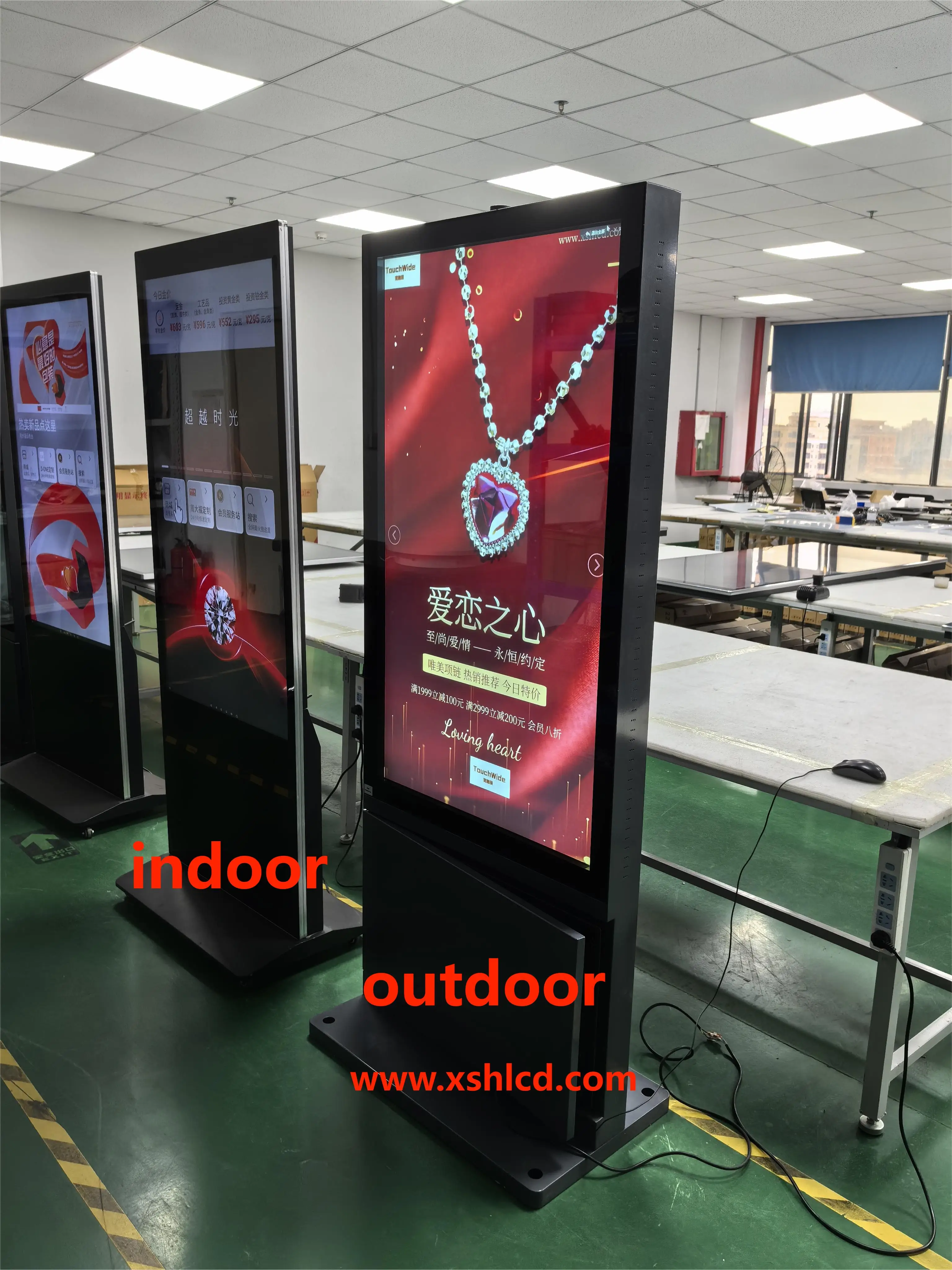 5000Nits 55 65 75 In ip65 Waterproof Outdoor Advertising Monitor Lcd Totem Kiosk Digital Signage Display Screen For Gas Station