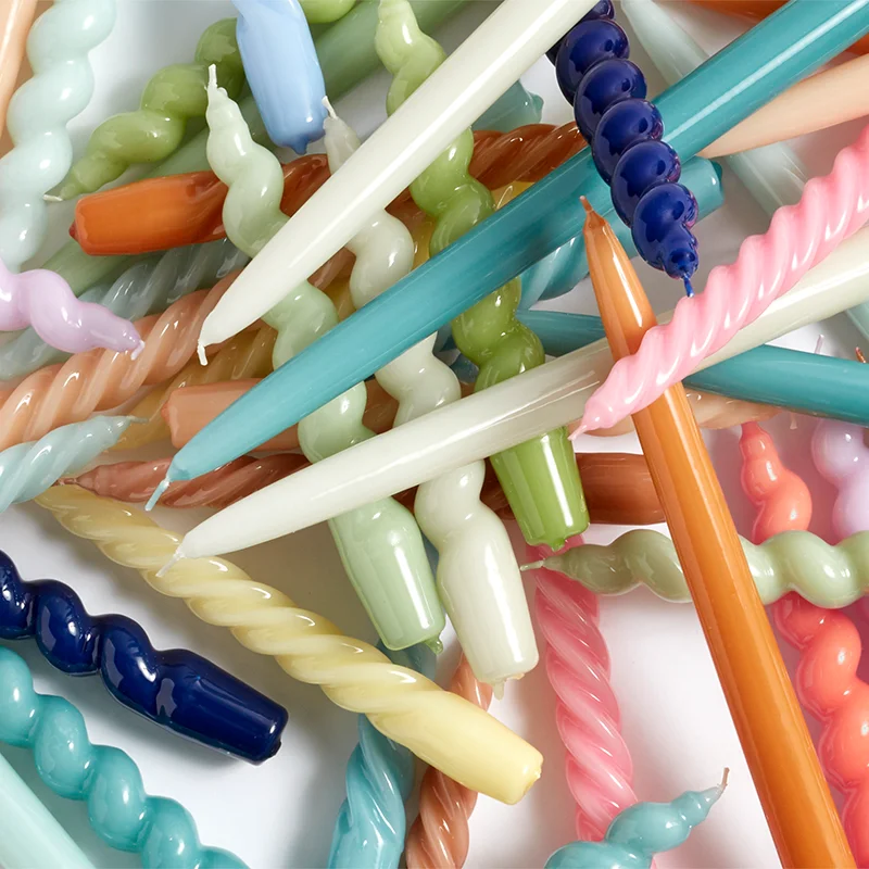 Merry Christmas Hot Sale Spiral Candle Twisted Candle Custom Household WeddingTapered Thread Candle