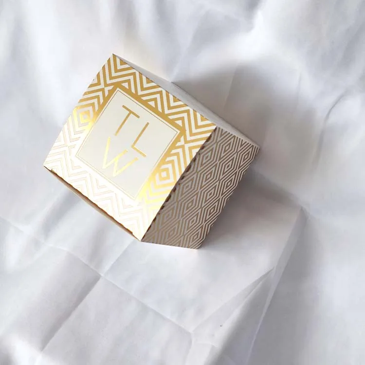 Cardboard Customized Candle Set Gift Folded Packaging Box Skincare Paper Boxes for Beauty Cosmetic Cream