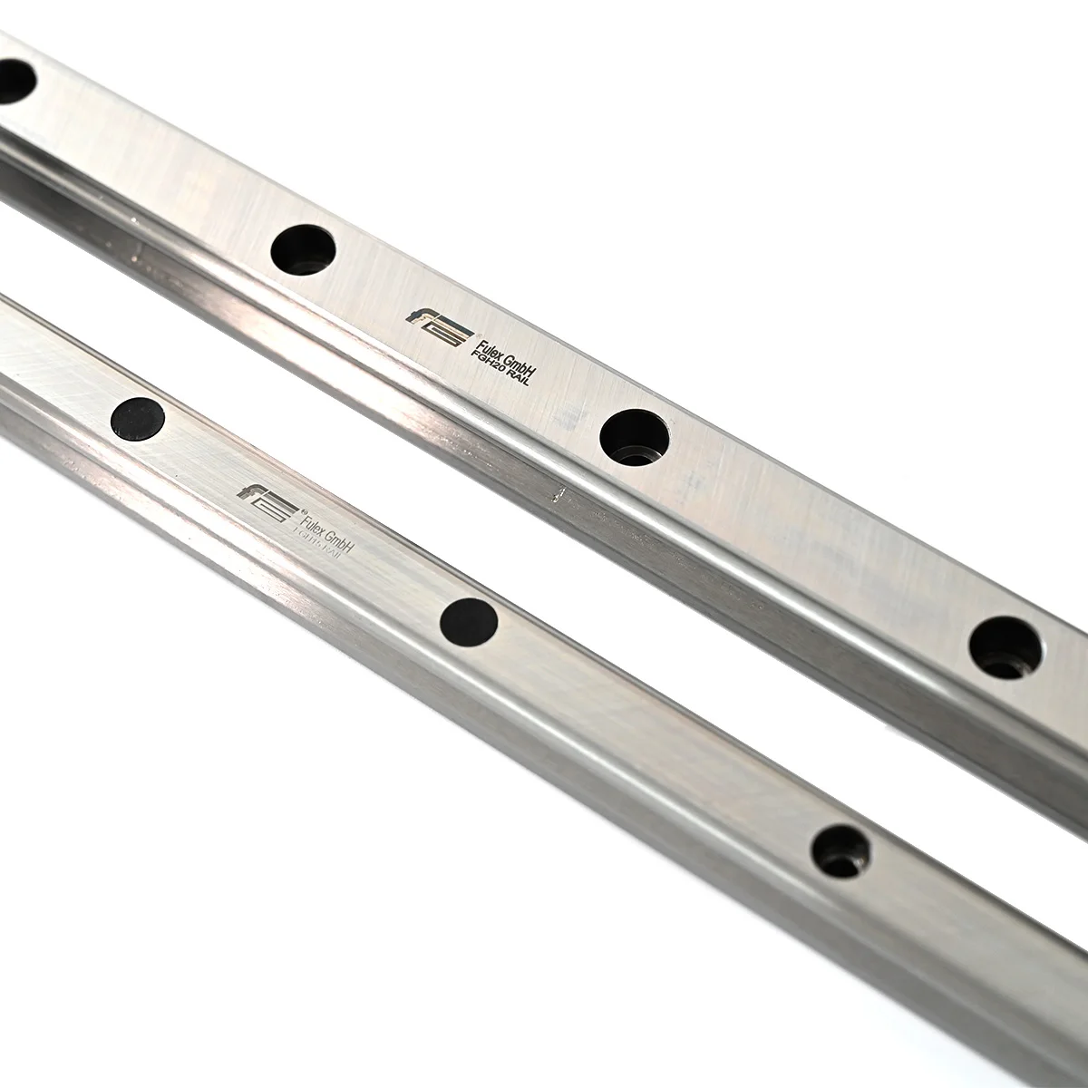 FGHR15R300CThe linear guide rail with high performance-to-price ratio, high bearing capacity and fast delivery can replace hiwin