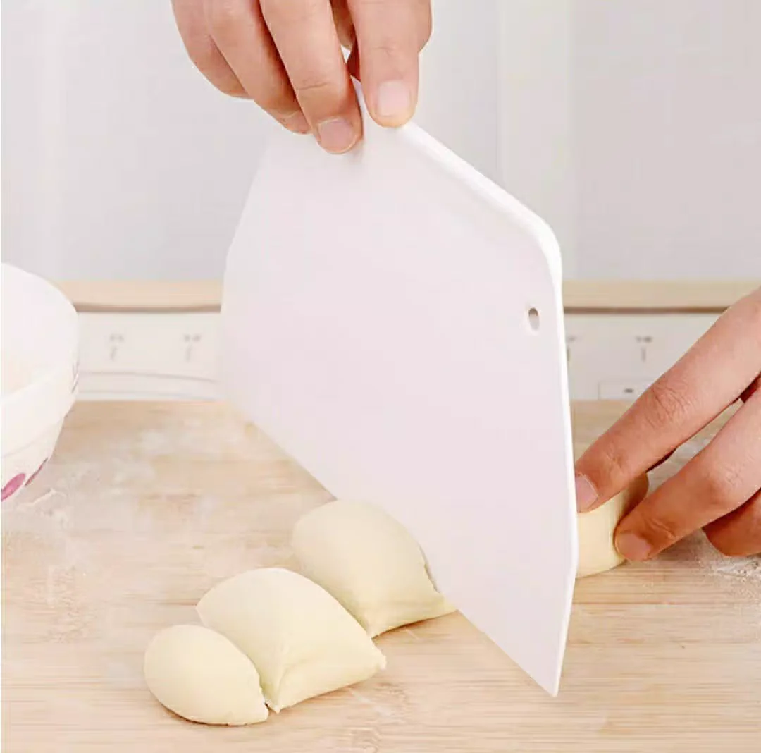 Bakeware Dough Cutter Big Size Baking Tools 19cm Plastic Scraper