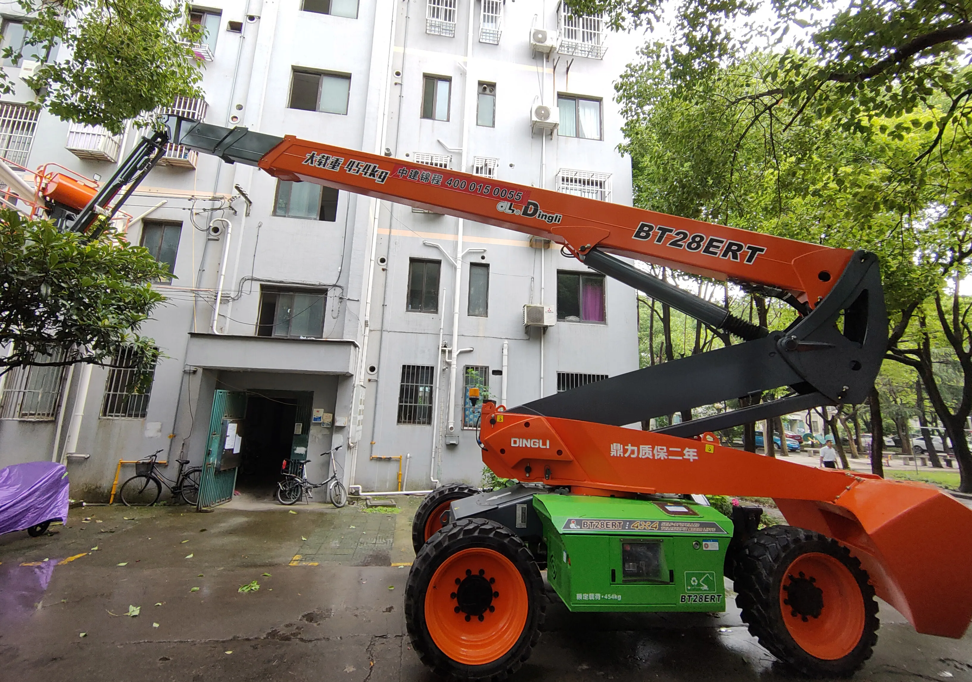 BT28RT DINGLI Brand New Official Diesel 28m Aerial Work Platform straight arm Telescopic Boom Lift