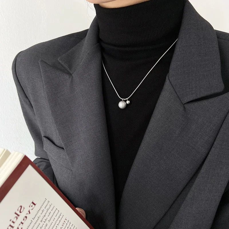 Korean Style Titanium Steel 2023 New Ins Cold Gold Two Frosted Solid Ball Necklace Clavicle Chain Jewelry