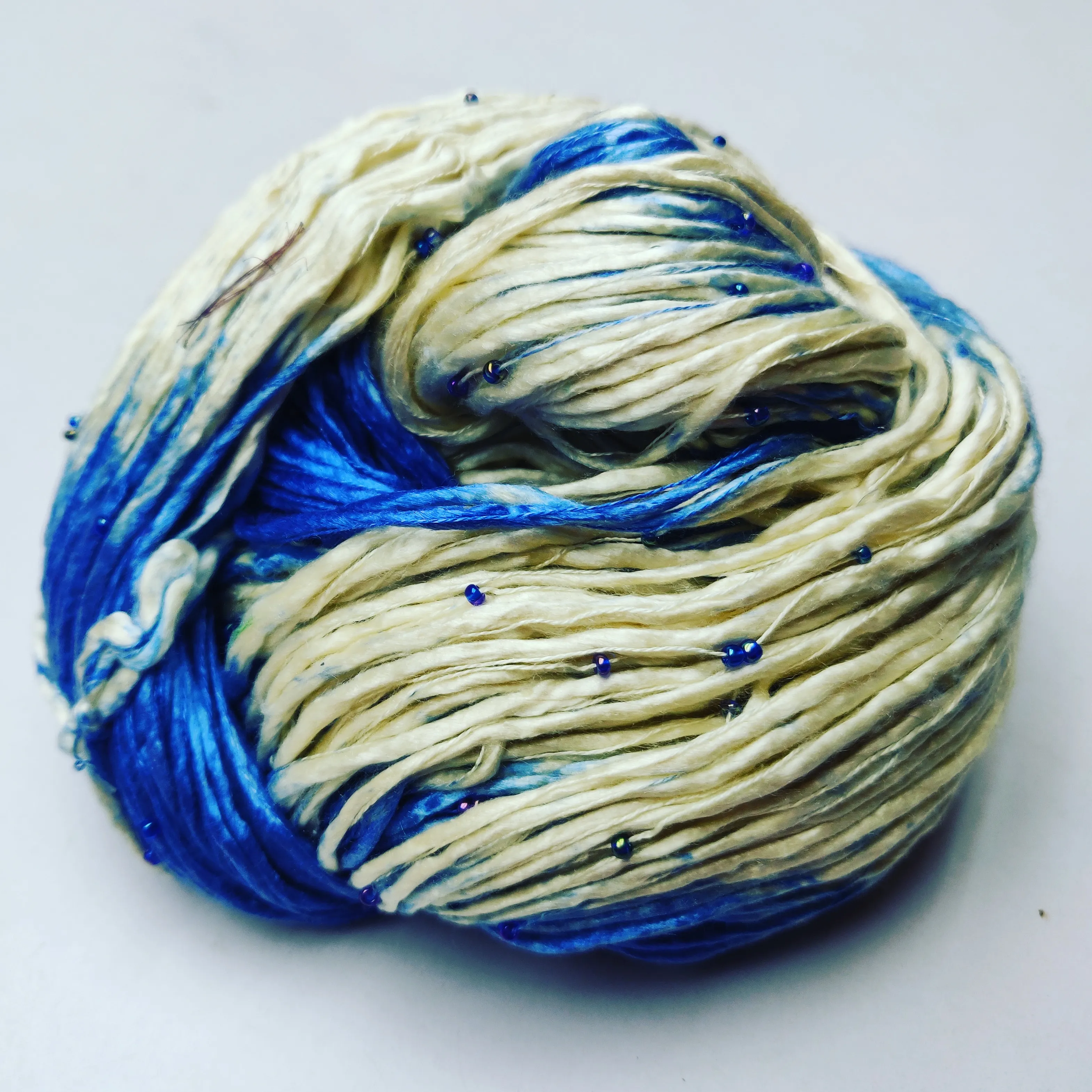 embellished silk yarn Yellow Color Para Aramid Yarn Ring Embroidery Anti Technics Style Packing Flame Pattern beaded yarn