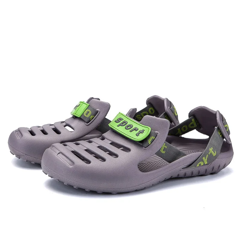 Summer New Men Sandals Outdoor Casual Beach Shoes Water EVA Clogs Man Slippers Garden Shoes Men Comfortable Sandales Hommes