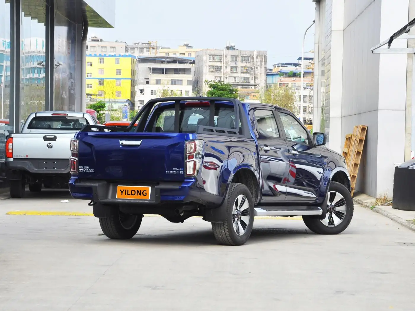 Ideal for Adventure Lovers - The Extreme Off-Road 4x4 Isuzu D-MAX 3.0L Double Cab Pick-Up