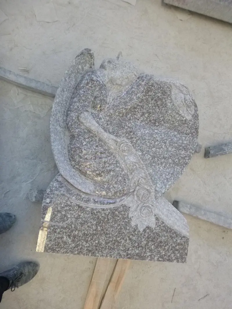 Chinese Cheap Tombstone G664 Pink Granite Weeping Angel Memorial Heart Headstones