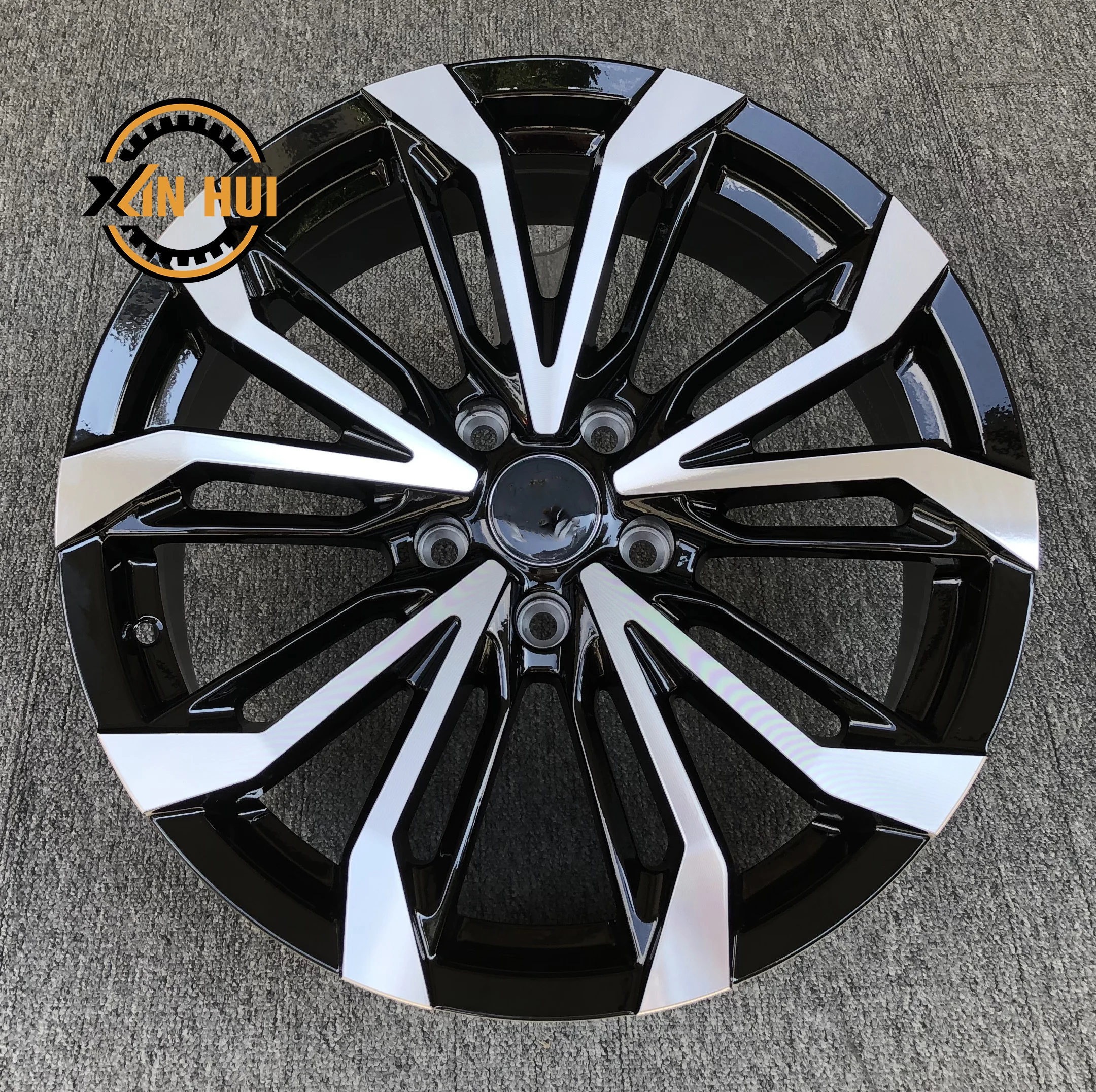 Factory wholesale alloy wheels New design 18x8.0 inch hot selling wheel 5x114.3 rim auto parts