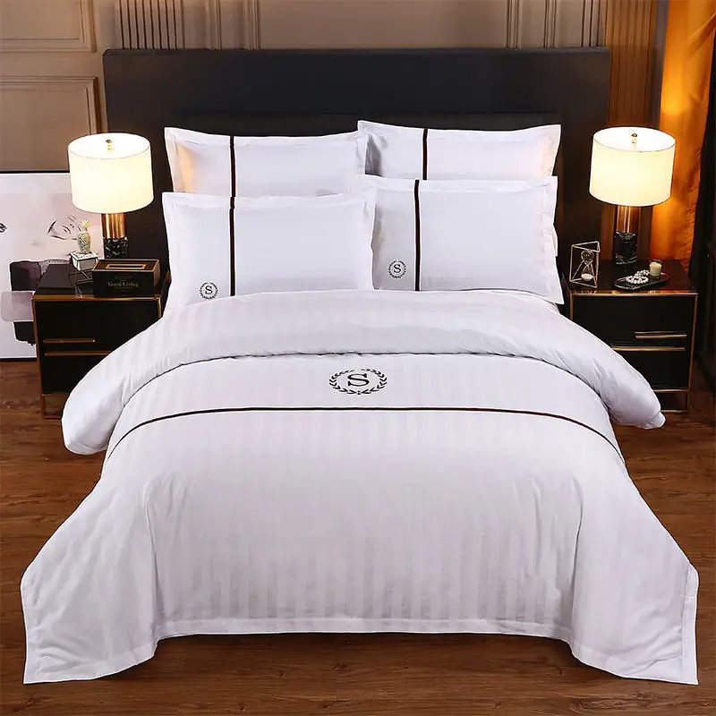 Постельное белье на заказ для отеля, четыре комплекта, хлопковая простыня, пододеяльник, постельное белье с наволочкой, полосатая постельное белье